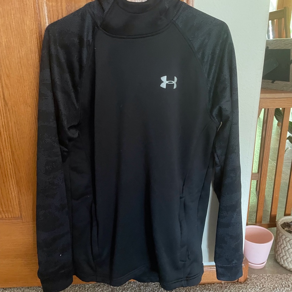 Under Armour Sweatshirt